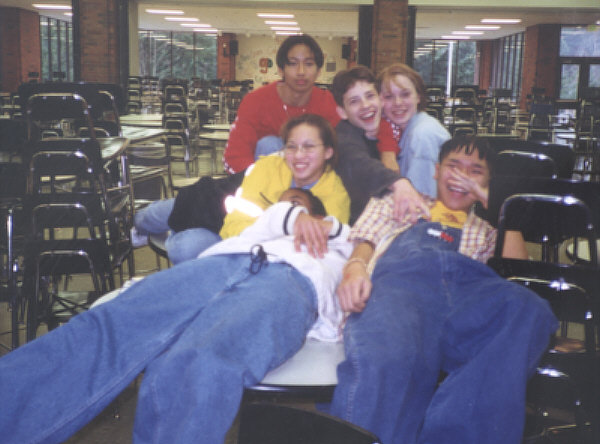 group1.jpg (142258 bytes)